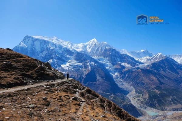annapurna-base-camp-vs-annapurna-circuit