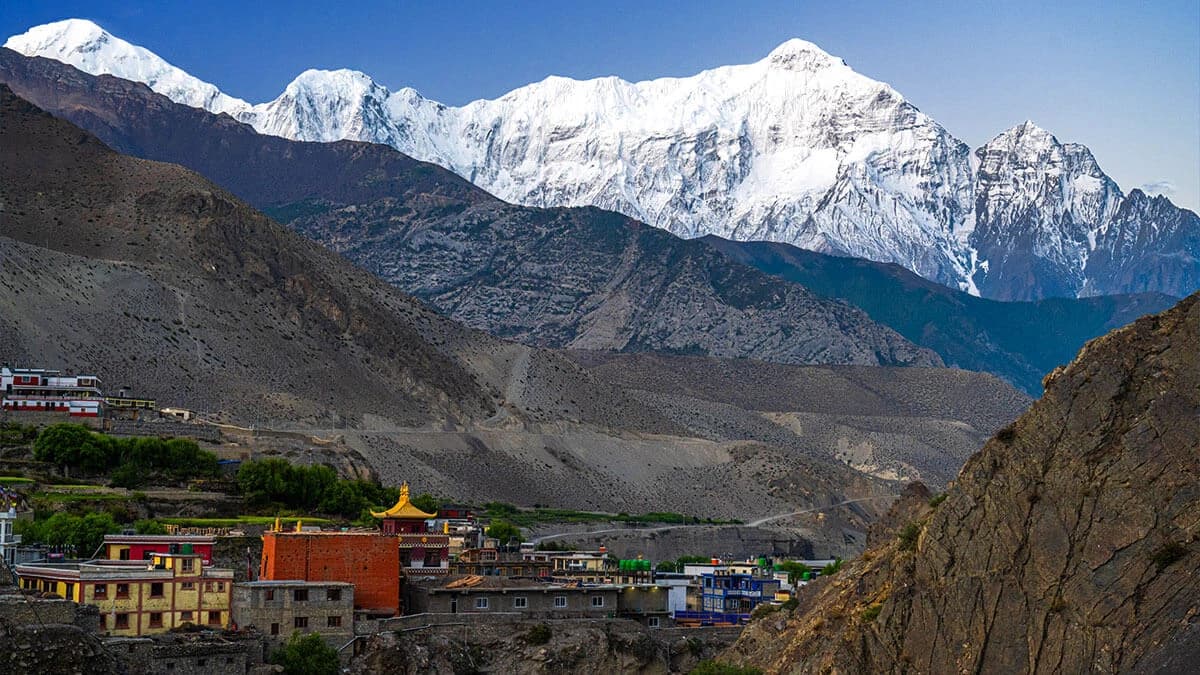 Round Annapurna Trekking