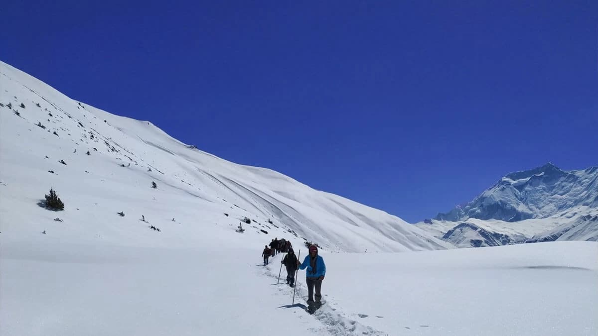 Trek to Short Annapurna Circuit