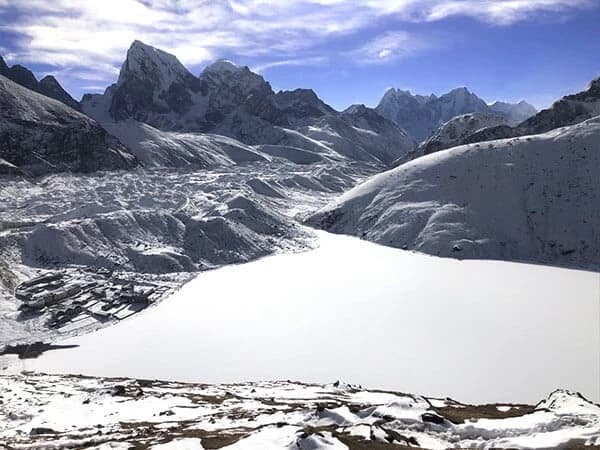 Everest Gokyo Lake Trekking