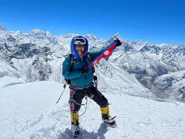 Lobuche Peak Climbing