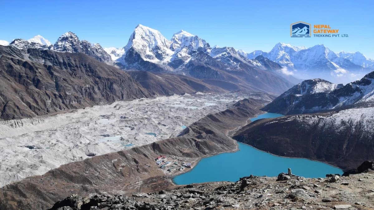 Best Time to Trek Gokyo Lake