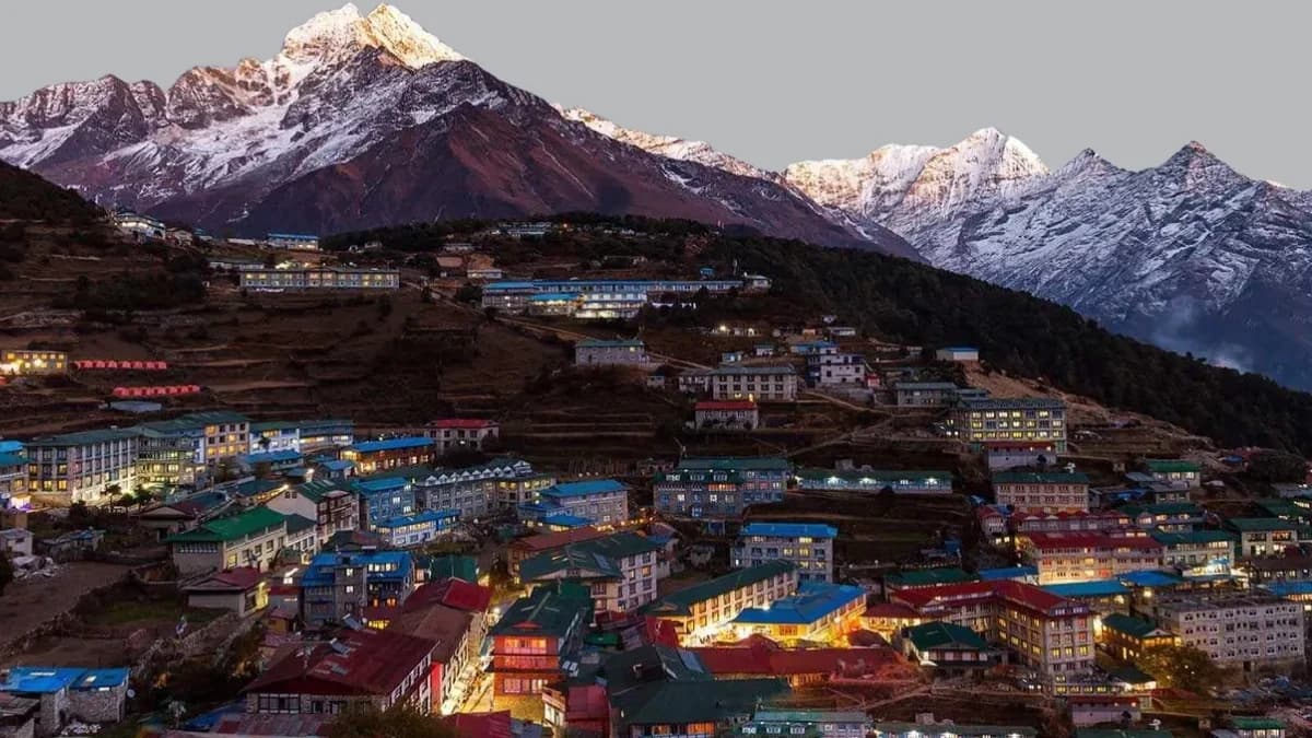 everest-panorama-view-trek-village