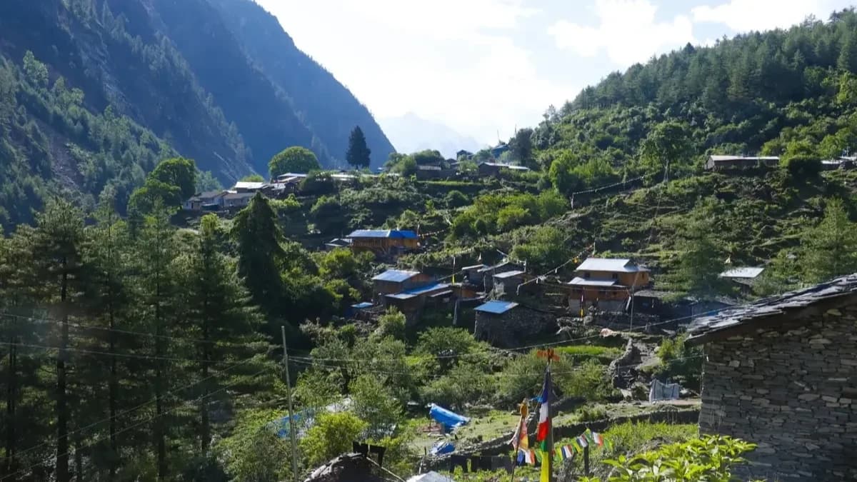 ghandruk-village-view