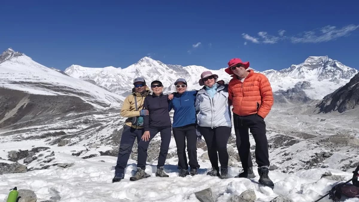 group-trek-in-everest-with-nepal-gateway-trekking