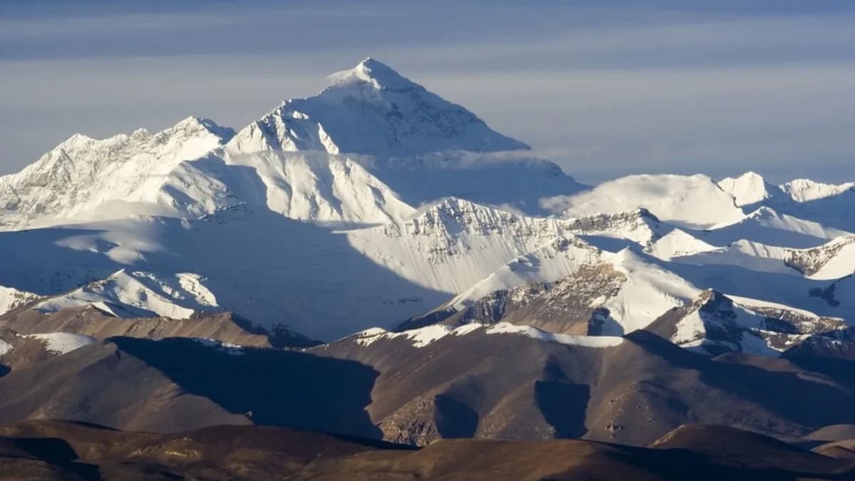 mount-everest-north-face