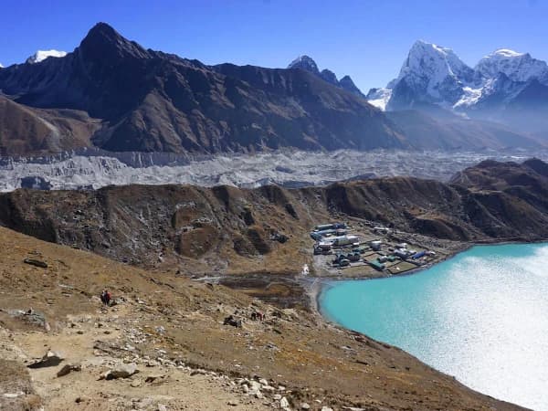 Gokyo Lake In Autumn Season