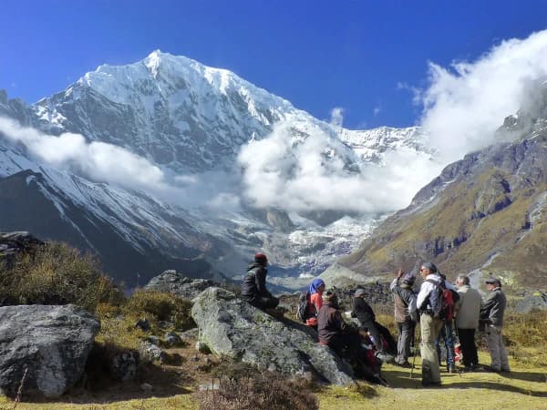 Hiking Around Kyanjin